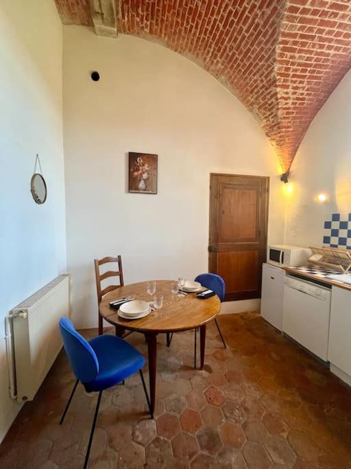 Cozy Flat In Castle Near Fontainebleau - 10 Min Apartamento Fleury-en-Biere Exterior foto