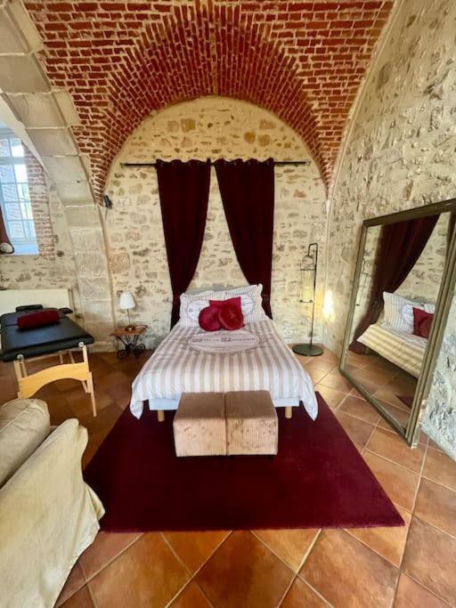 Cozy Flat In Castle Near Fontainebleau - 10 Min Apartamento Fleury-en-Biere Exterior foto