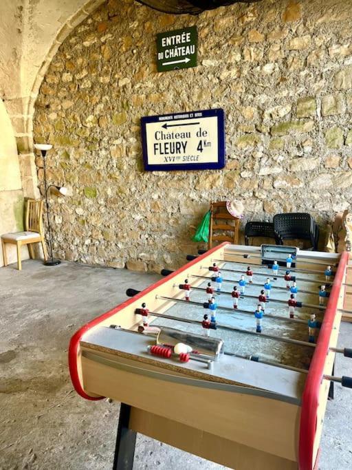 Cozy Flat In Castle Near Fontainebleau - 10 Min Apartamento Fleury-en-Biere Exterior foto