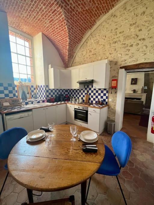 Cozy Flat In Castle Near Fontainebleau - 10 Min Apartamento Fleury-en-Biere Exterior foto